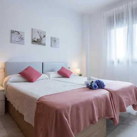 Aticos Lux Sevilla Piscina Parking Apartment *