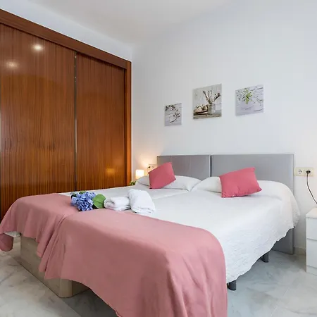 Aticos Lux Sevilla Piscina Parking Bormujos