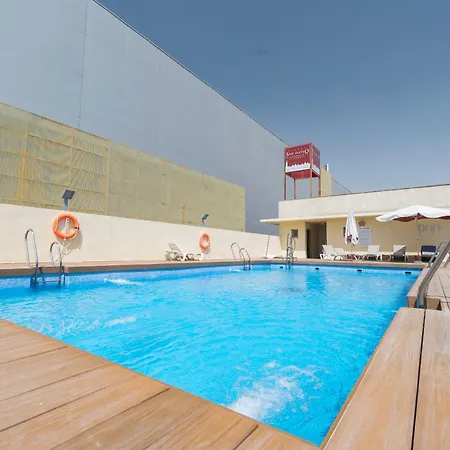 Aticos Lux Sevilla Piscina Parking * Bormujos