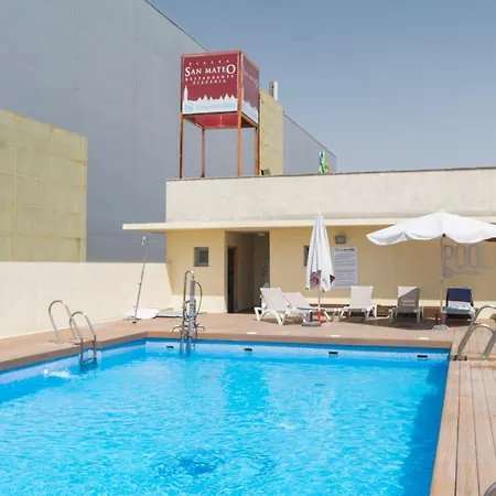 Aticos Lux Sevilla Piscina Parking Apartment Bormujos