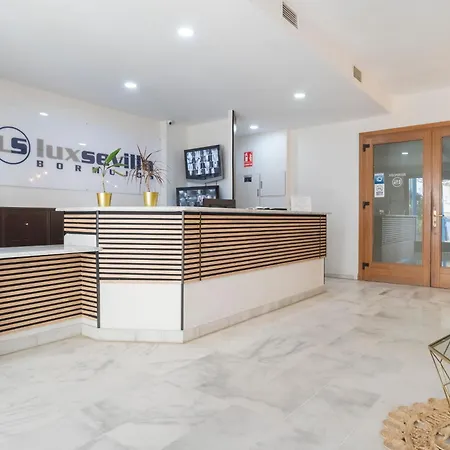 Aticos Lux Sevilla Piscina Parking *