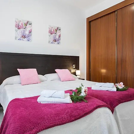Aticos Lux Sevilla Piscina Parking Bormujos