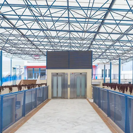 Aticos Lux Sevilla Piscina Parking Appartamento
